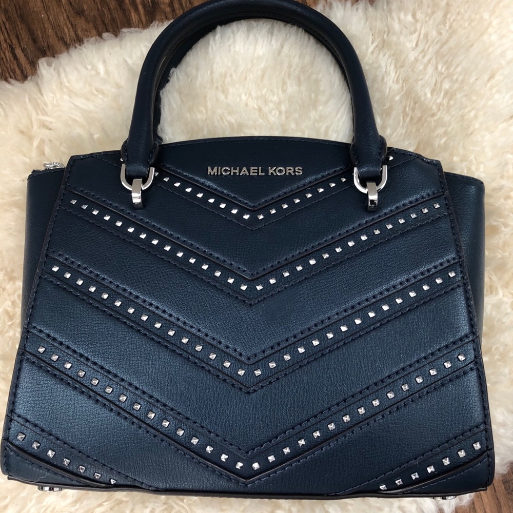 *NEW ‼️Michael kors• Ellis • Navy• Small satchel
